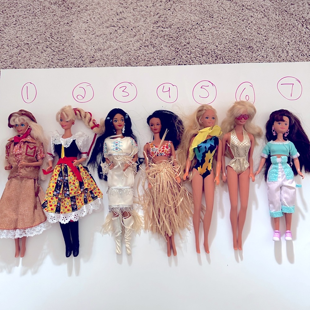 *Vintage* Barbie dolls from the 80s and 90s 💕